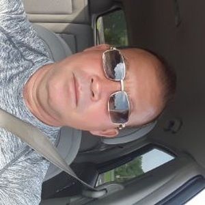 Meet your Posher, Luis